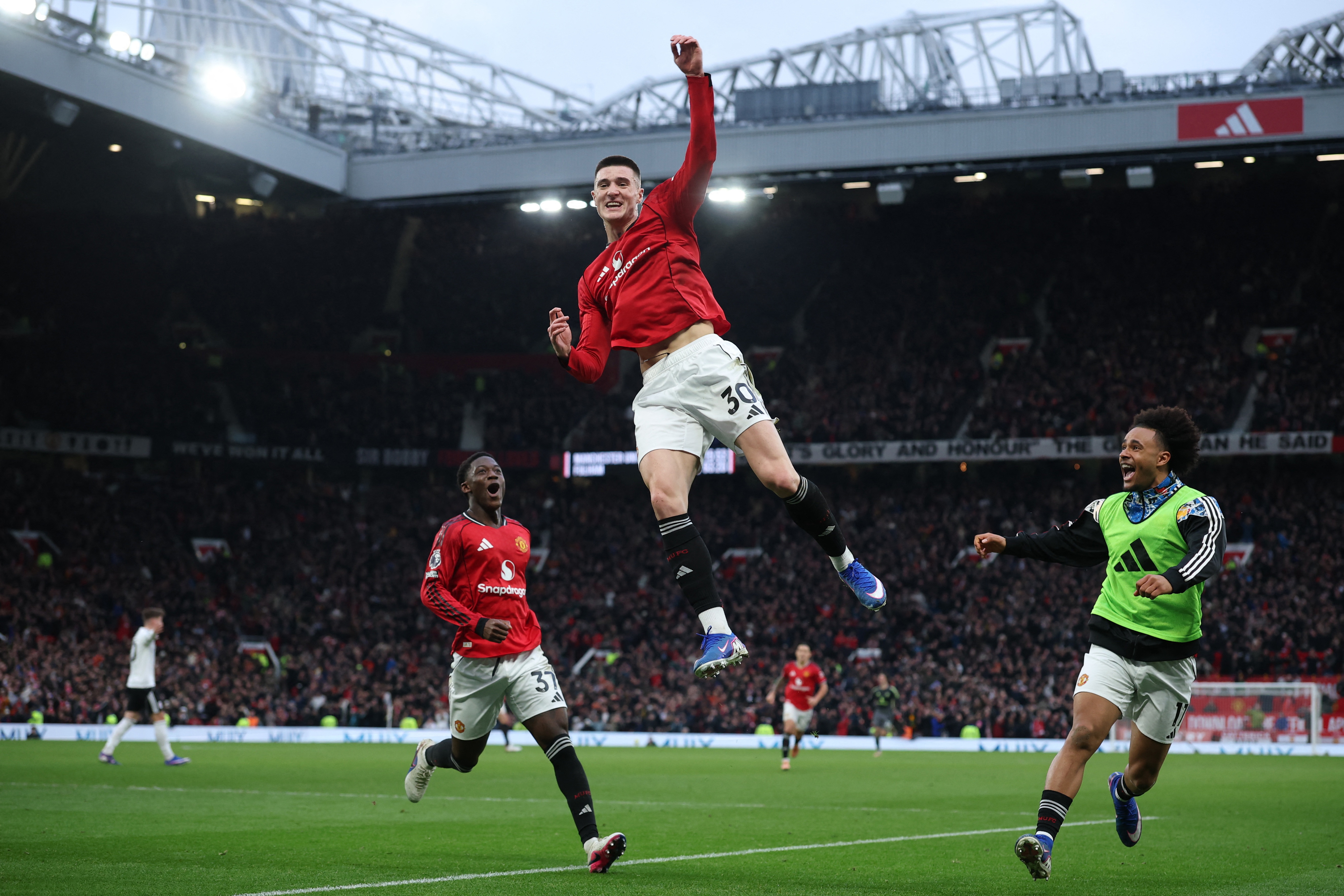 柠檬体育直播中超直播-TA:萨尔茨堡员工曾因担心舍什科过度训练没收他的健身房手环